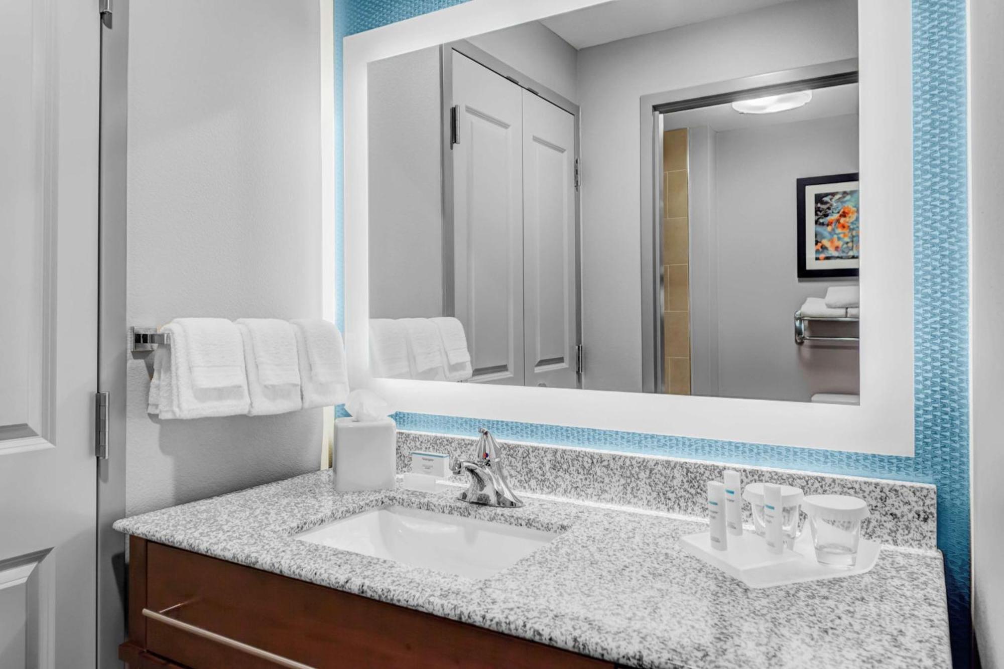 Homewood Suites By Hilton Wauwatosa Milwaukee Bagian luar foto