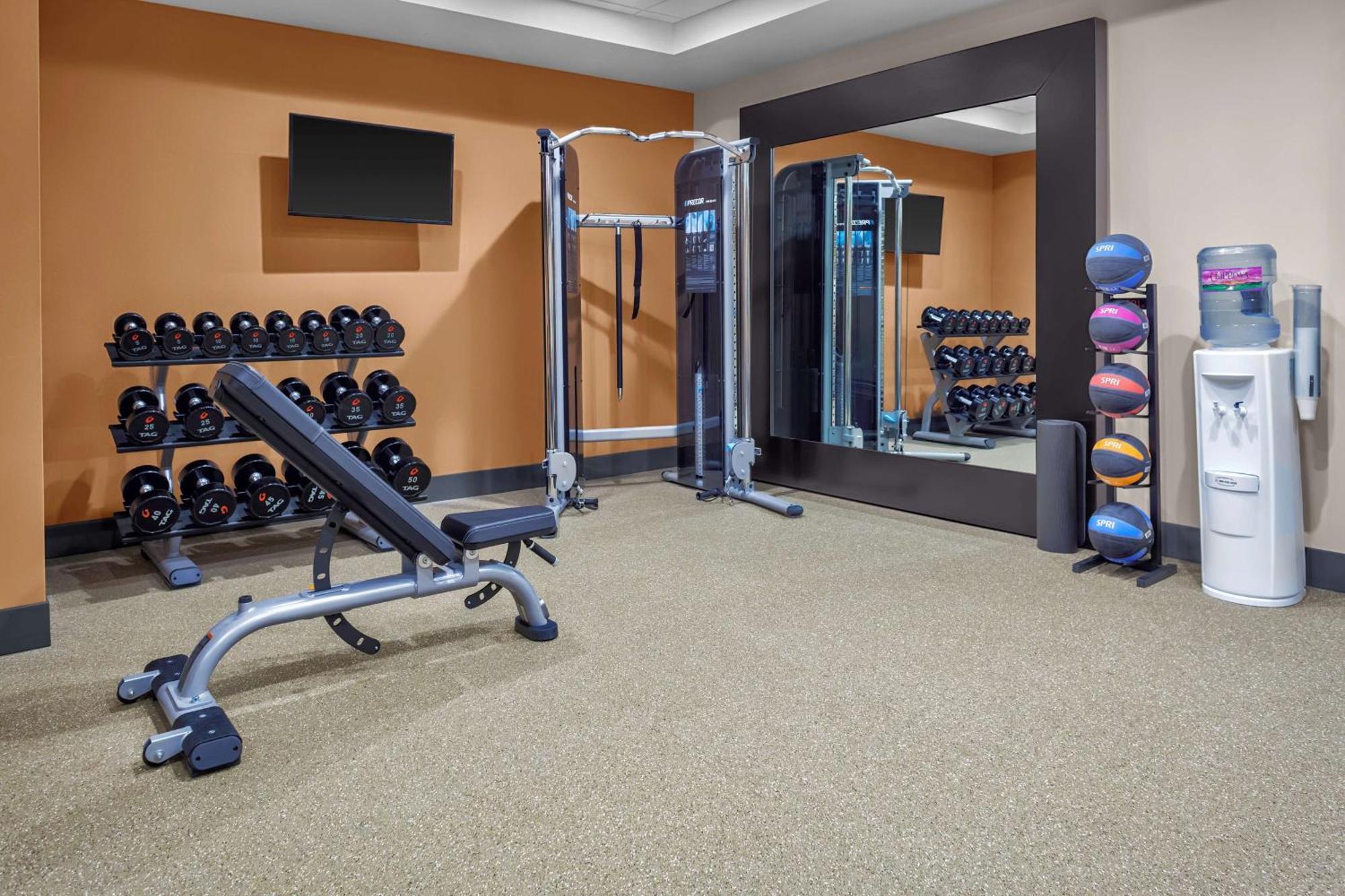 Homewood Suites By Hilton Wauwatosa Milwaukee Bagian luar foto