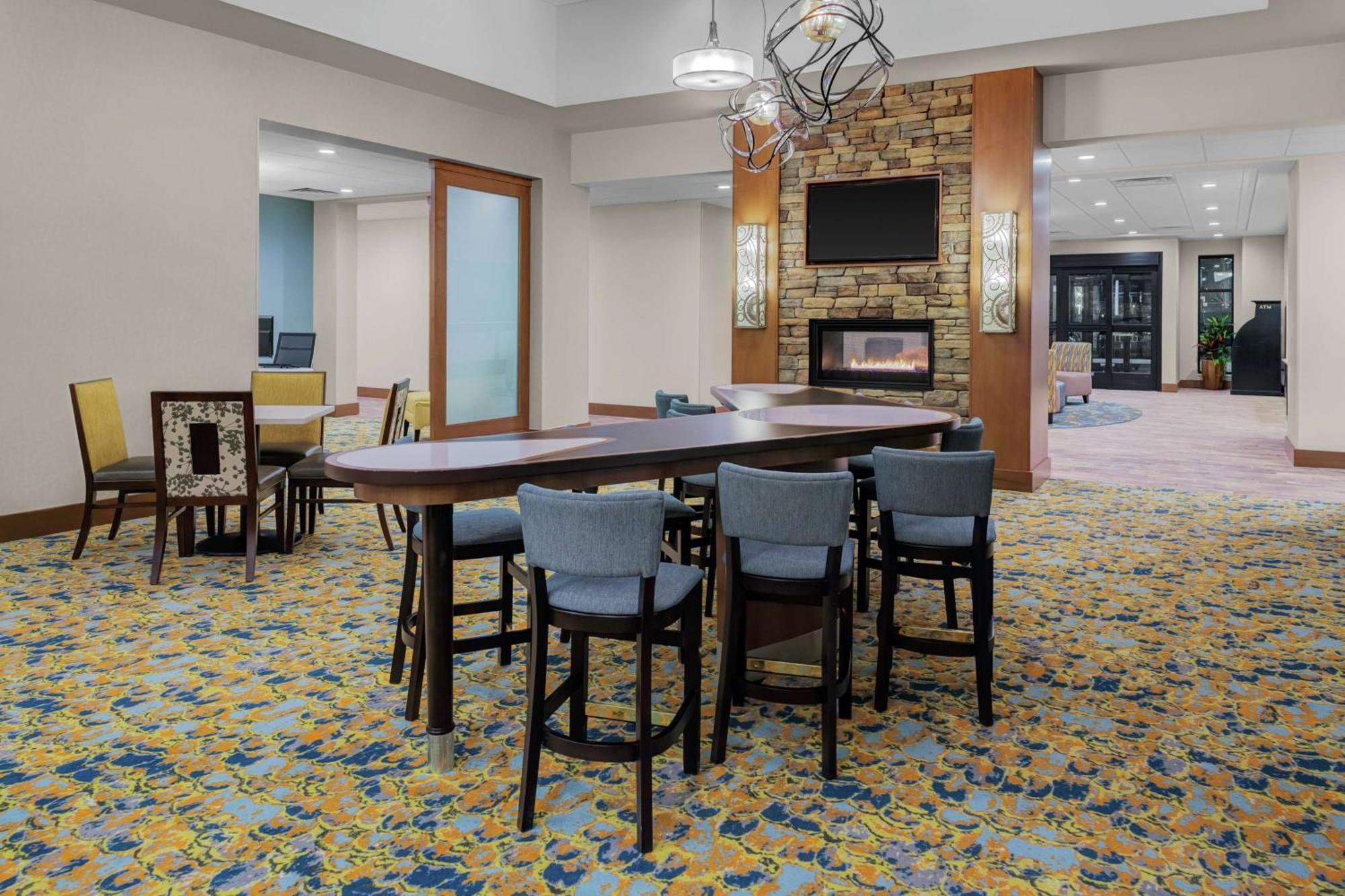 Homewood Suites By Hilton Wauwatosa Milwaukee Bagian luar foto