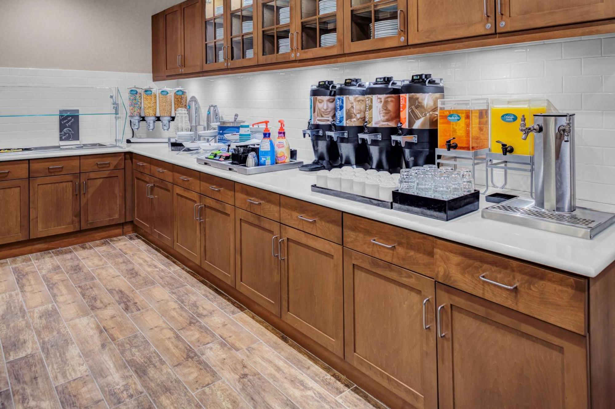 Homewood Suites By Hilton Wauwatosa Milwaukee Bagian luar foto